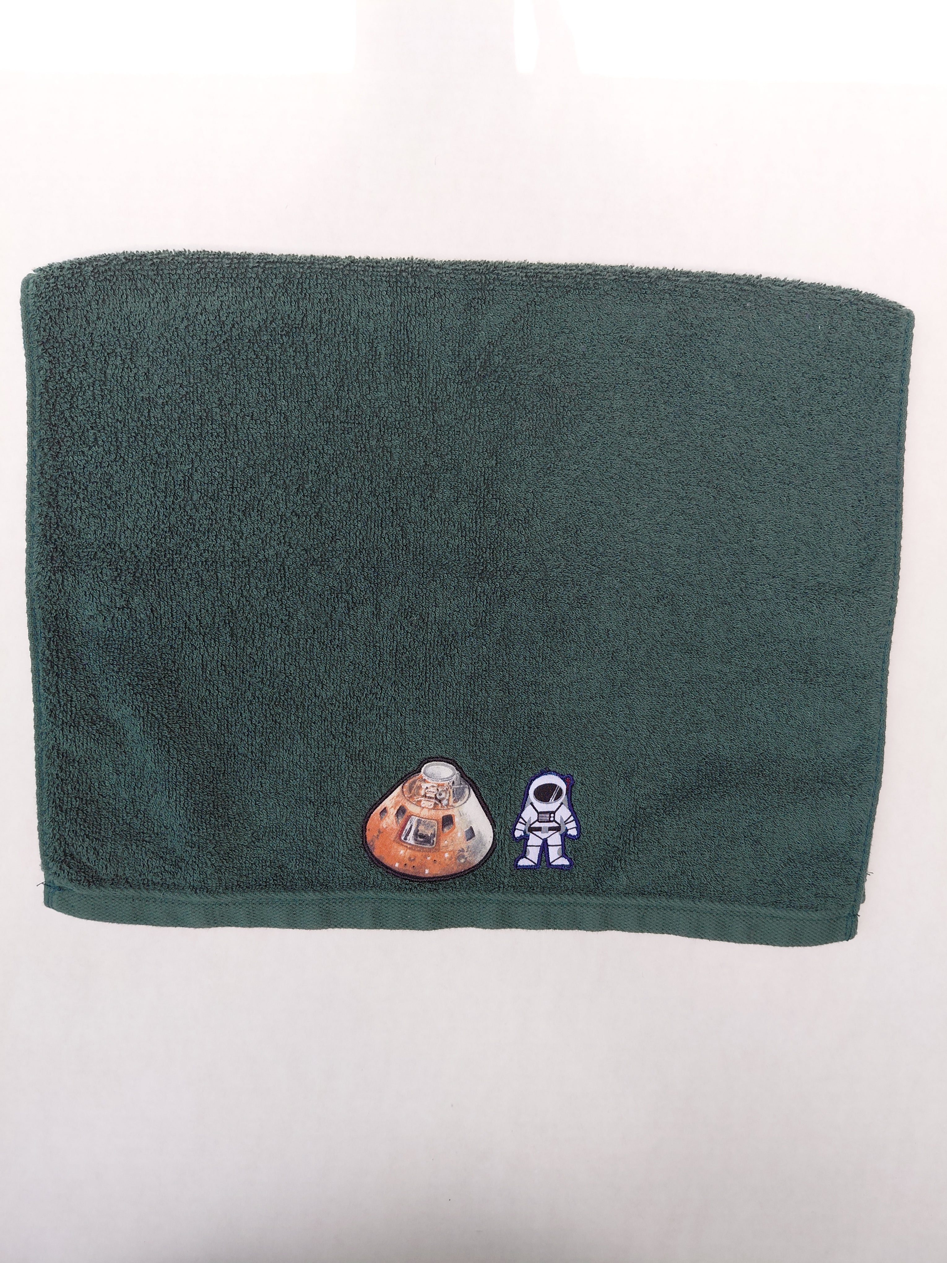 Space Gift for Kids – Handcrafted Dark Forest Green Hand Towel, Unique Birthday Gift, Handmade Astronaut Bath Accessory