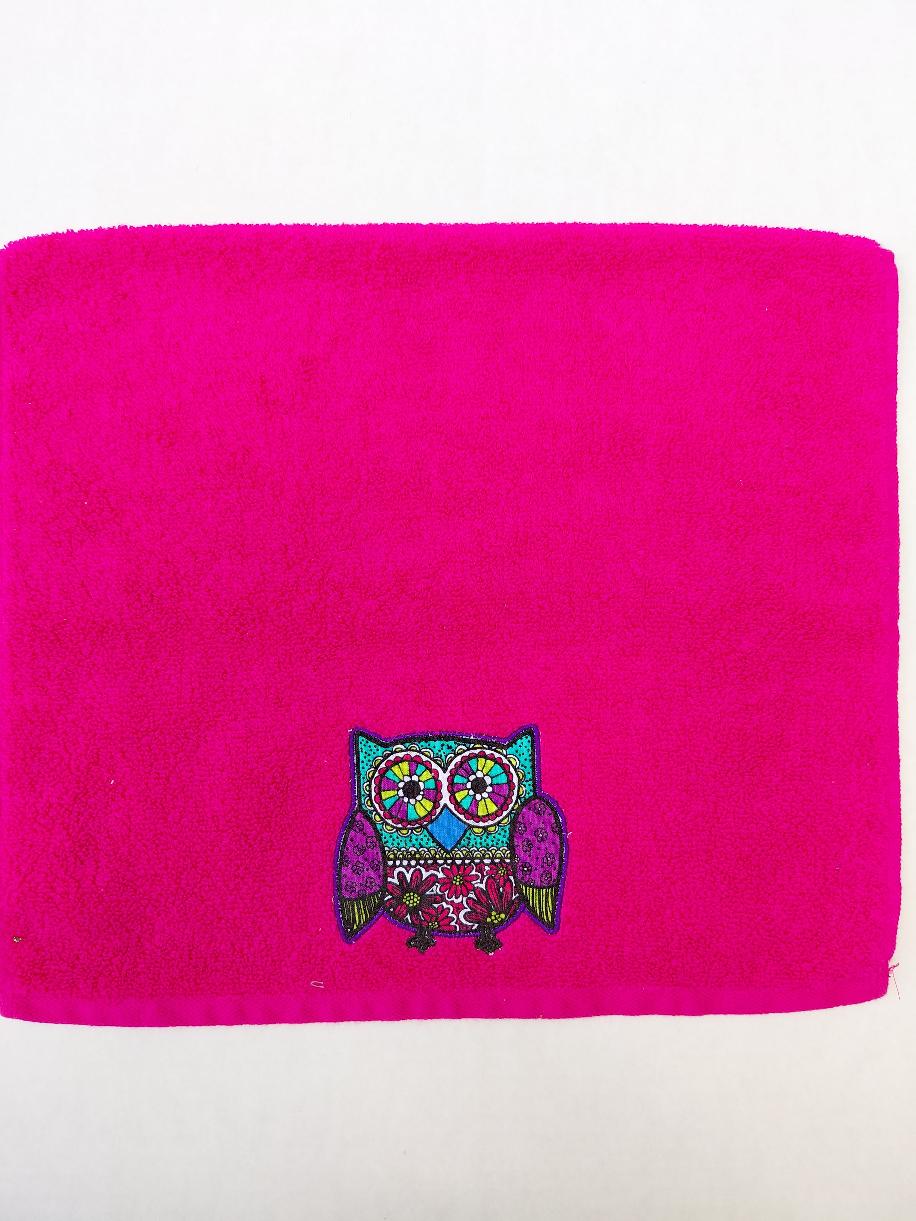 Owl Gift for Kids – Handcrafted Magenta Hand Towel with Deep Purple Owl, Unique Birthday Gift, Handmade Bath Accessory