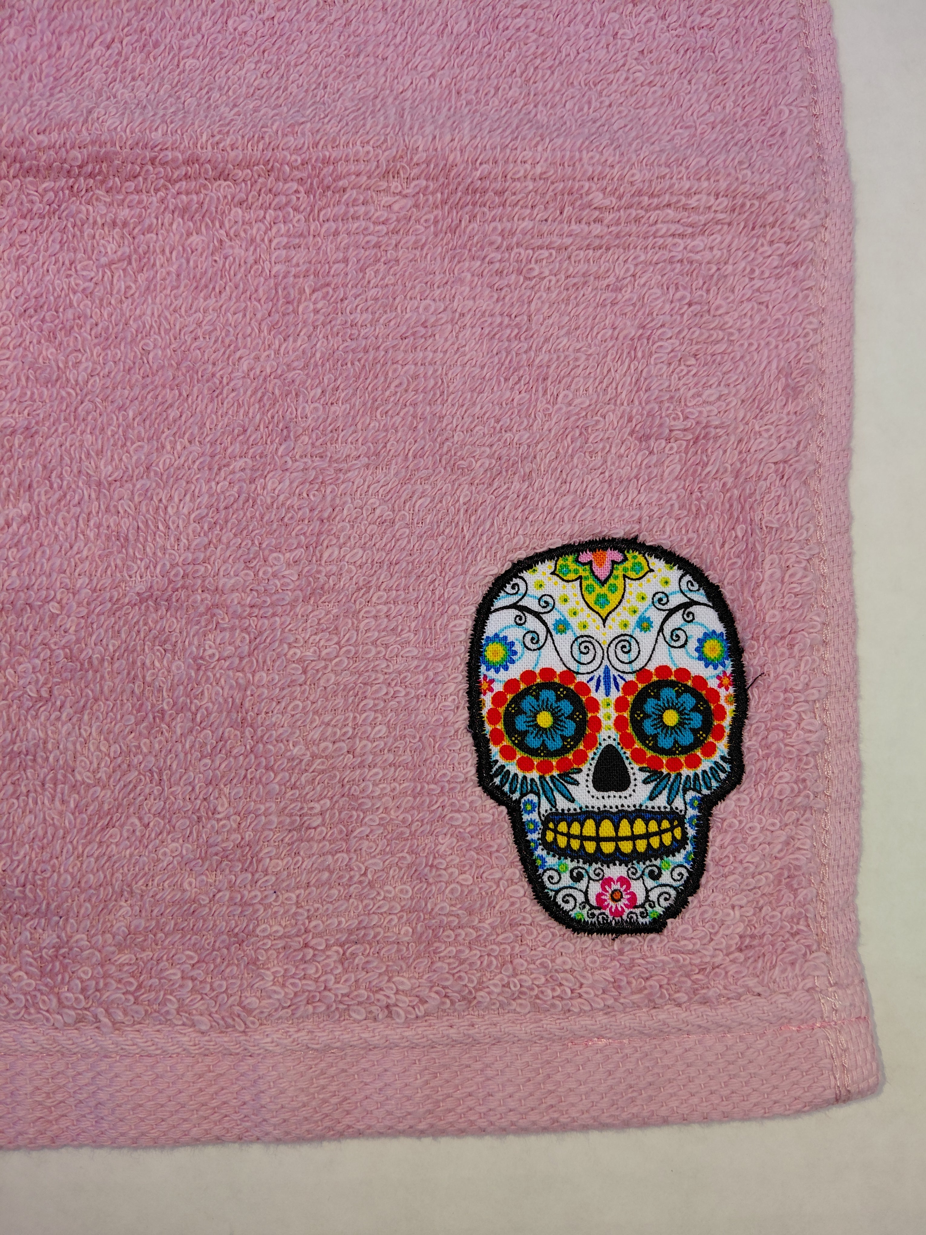 Day of the Dead Skull Washcloth – Handcrafted Rose Pink Bath Cloth | Unique Gift, Handmade Bath Accessory