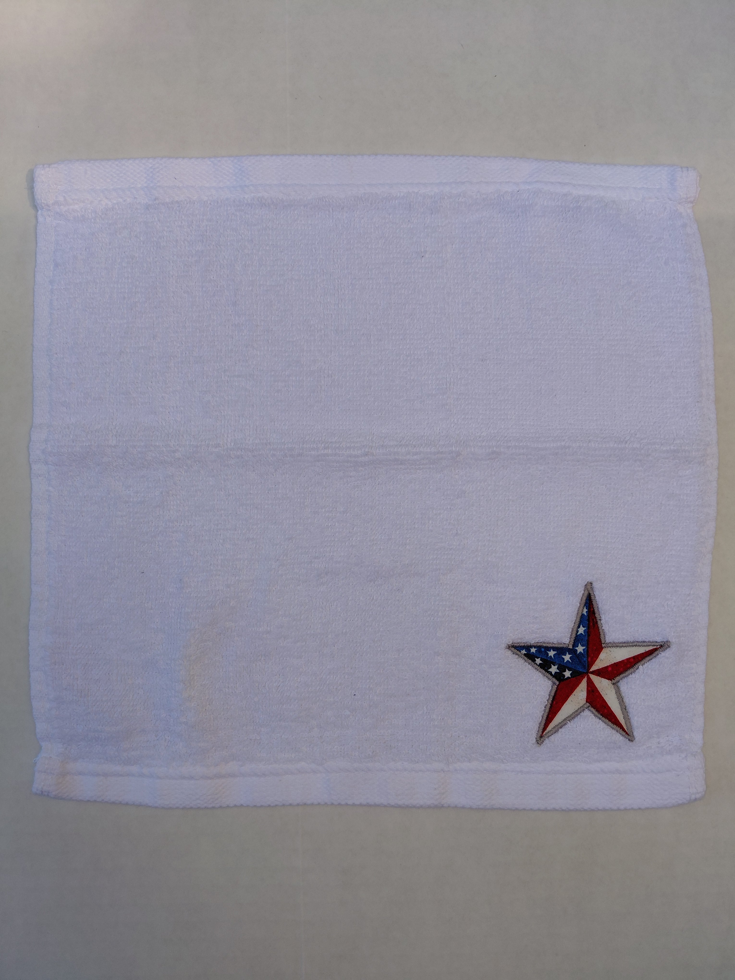 Patriotic Star Washcloth – Handcrafted Snow White Bath Cloth | American Pride Gift, Unique Handmade Bath Accessory